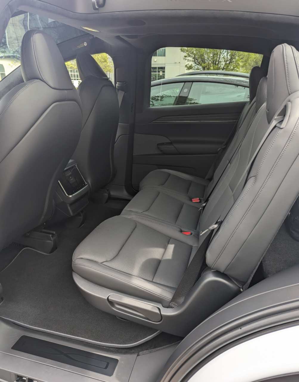 صورة 9 لـ 2024 Tesla MODEL X LONG RANGE