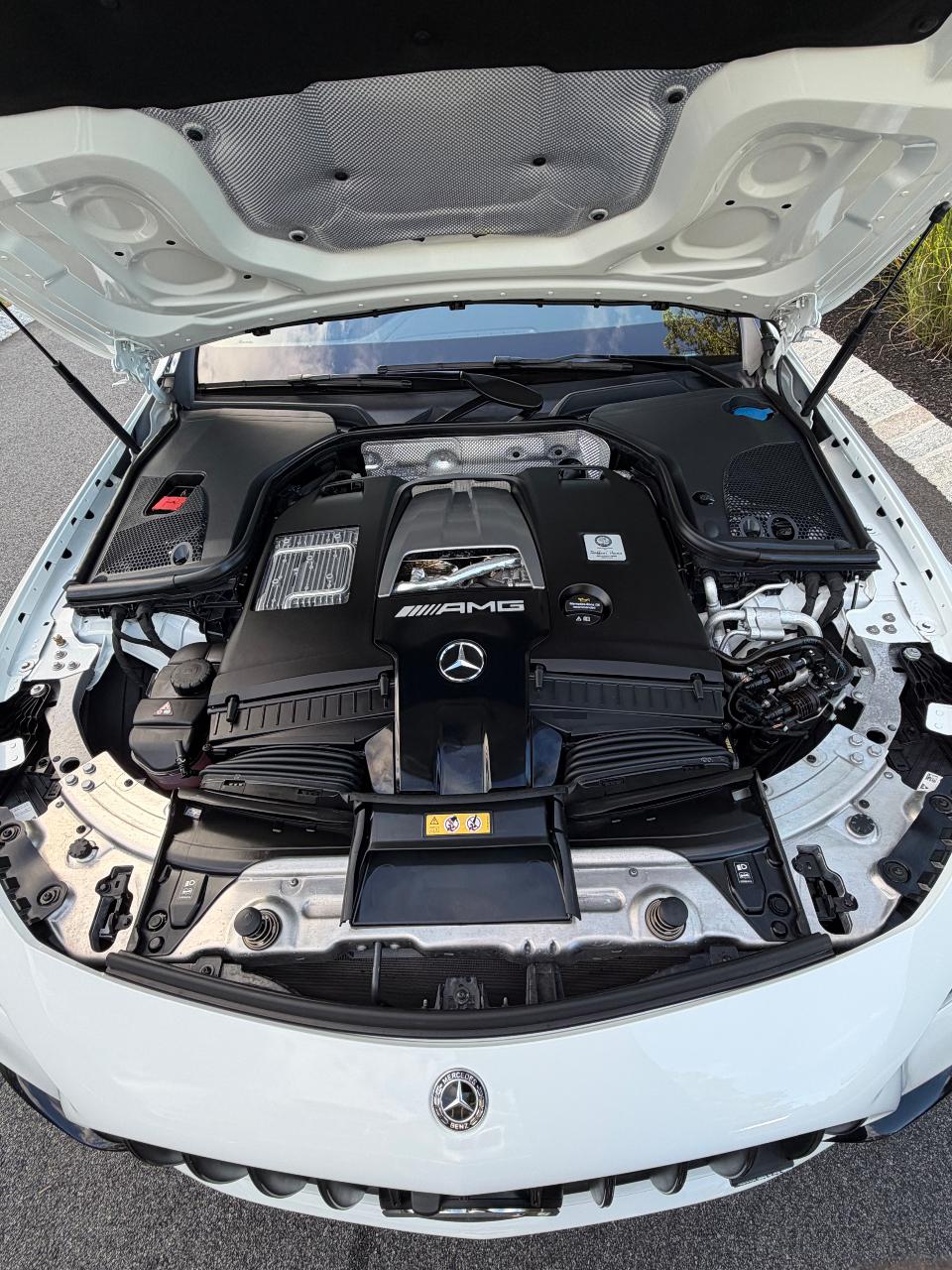 صورة 8 لـ 2021 Mercedes-BENZ AMG E 63 S 4MATIC