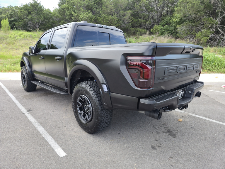 صورة 2 لـ 2024 FORD F-150 RAPTOR