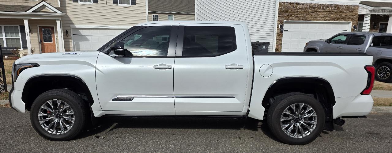 2024 Toyota TUNDRA HYBRID 1794 EDITION photo 5