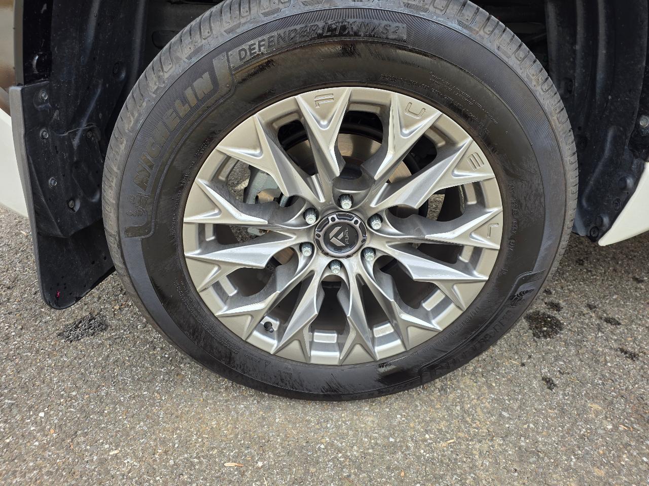 2024 Toyota TUNDRA HYBRID 1794 EDITION photo 9
