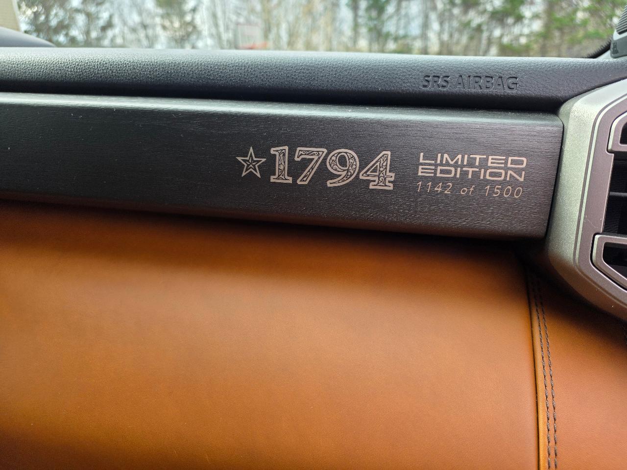 2024 Toyota TUNDRA HYBRID 1794 EDITION — миниатюра 12