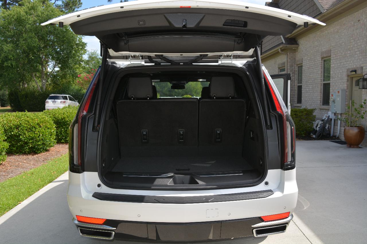 صورة 5 لـ 2024 Cadillac ESCALADE LUXURY