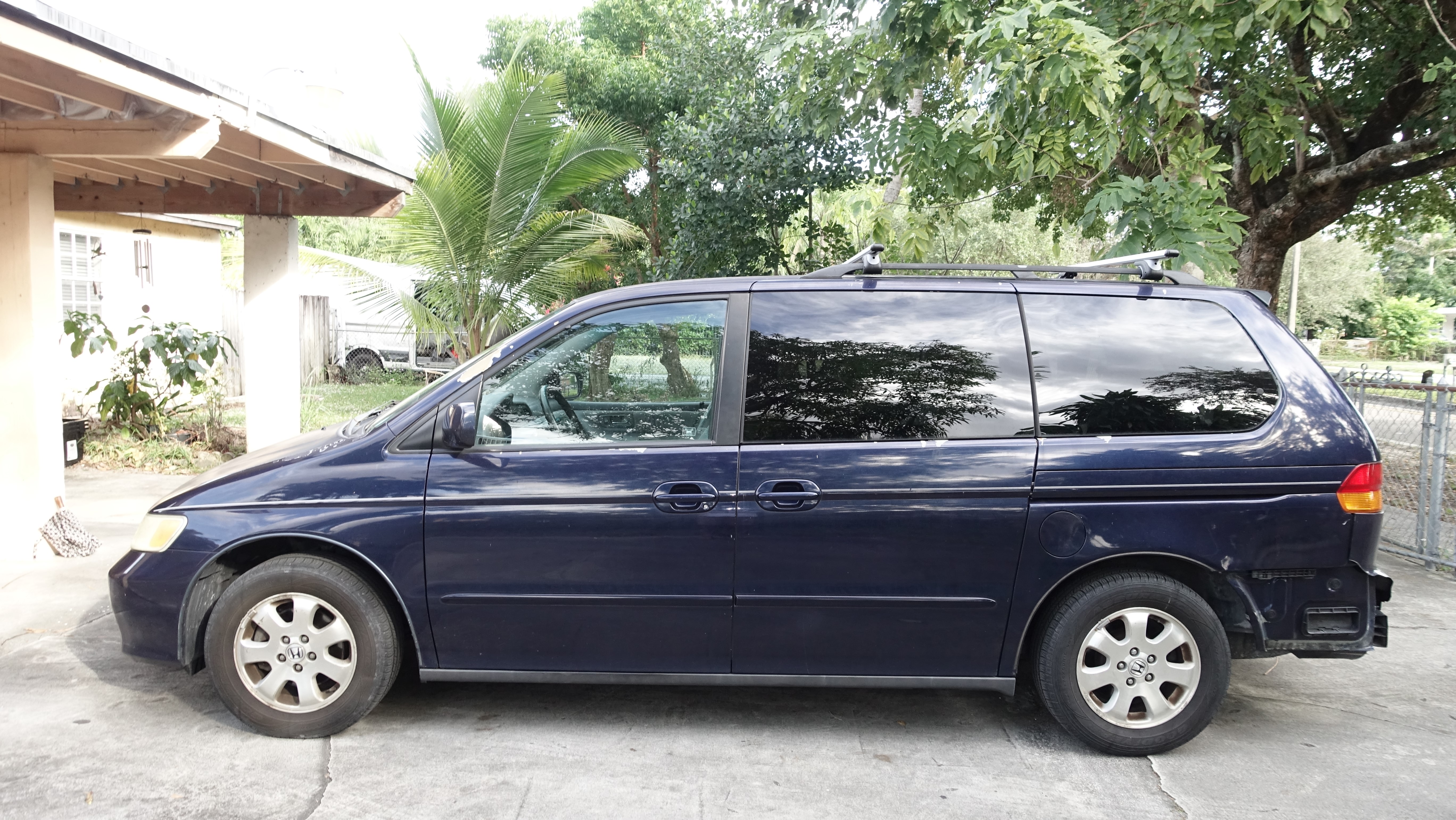 Used minivans for sale best sale under 4000