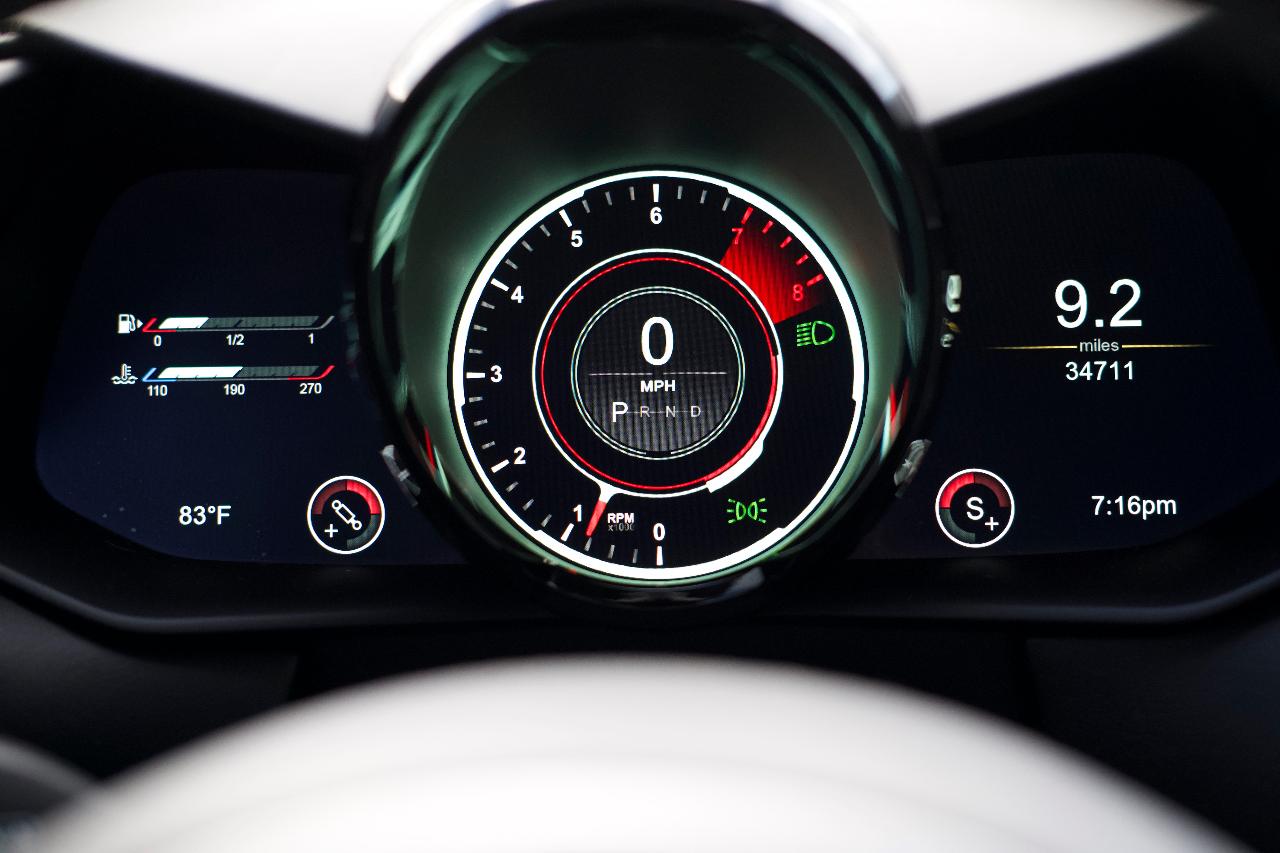 2020 Aston Martin VANTAGE BASE 照片 13