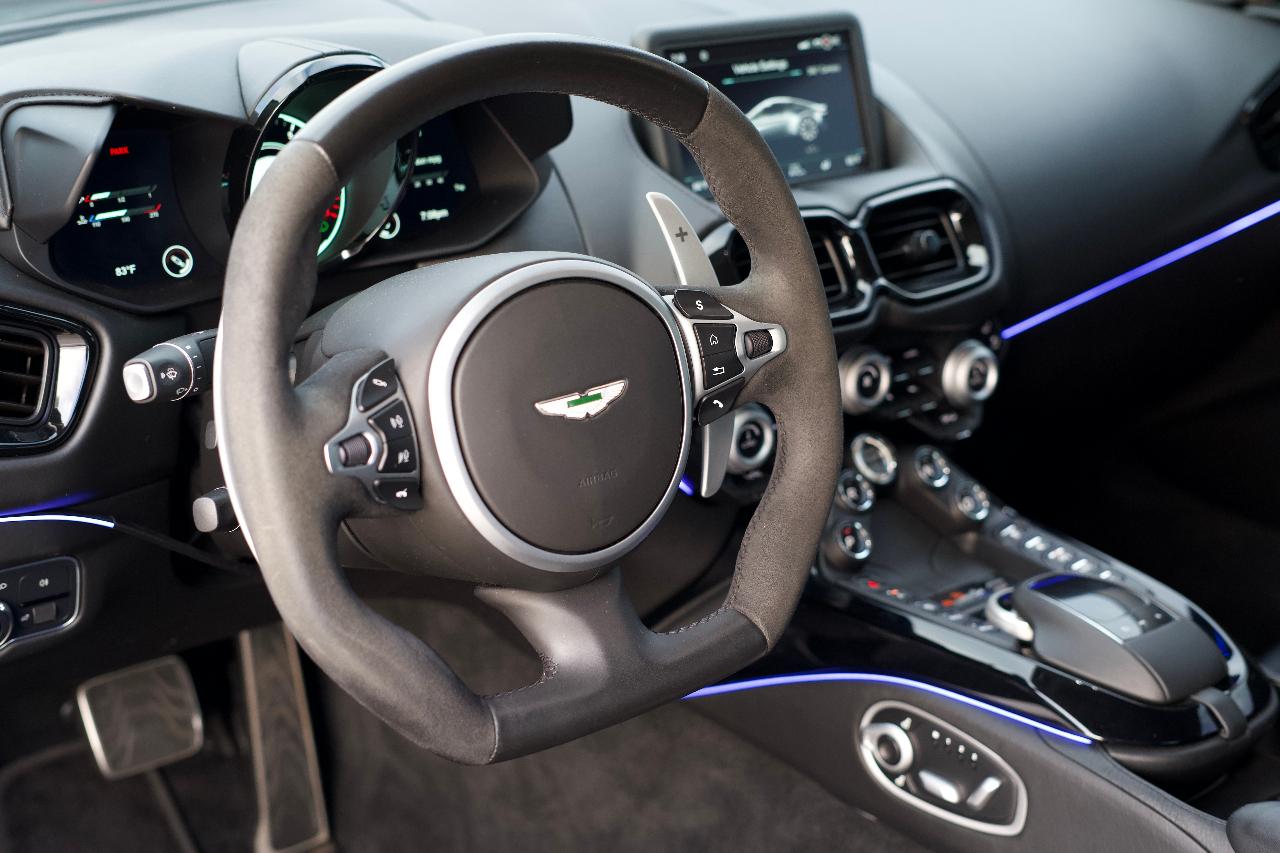 2020 Aston Martin VANTAGE BASE 照片 10