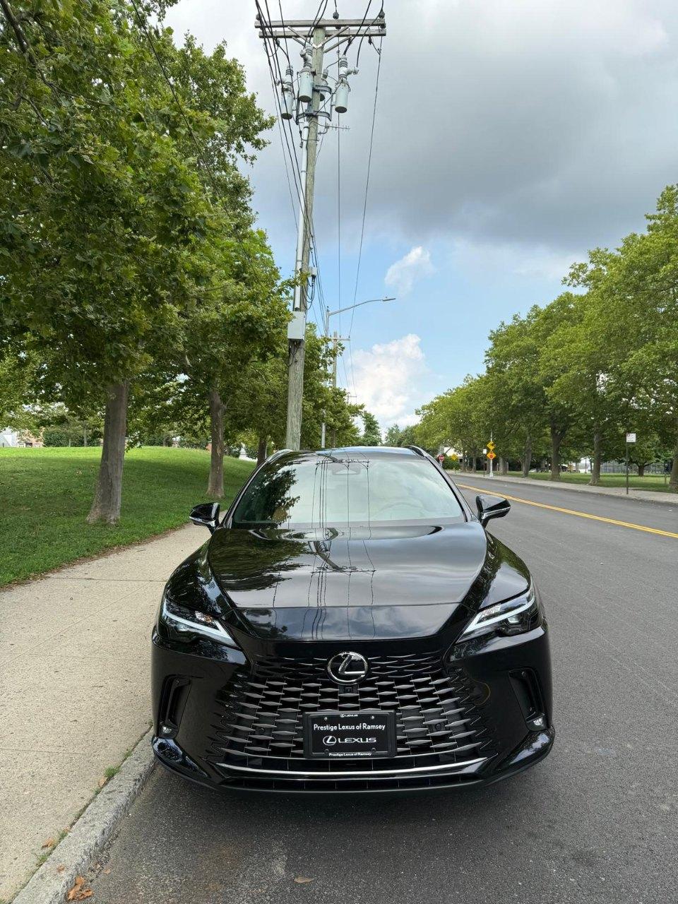 صورة 1 لـ 2025 Lexus RX 350H PREMIUM PLUS