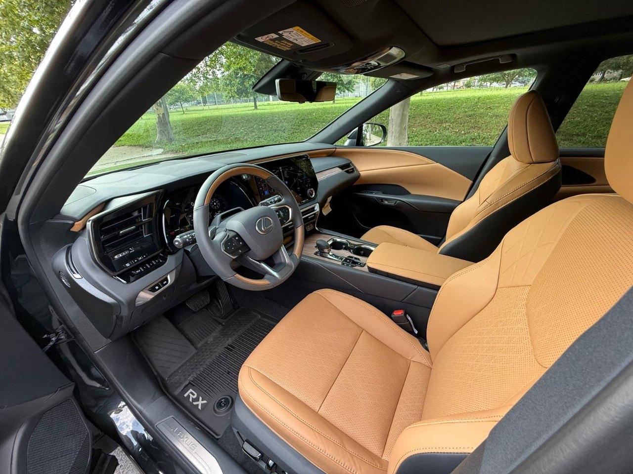 صورة 5 لـ 2025 Lexus RX 350H PREMIUM PLUS
