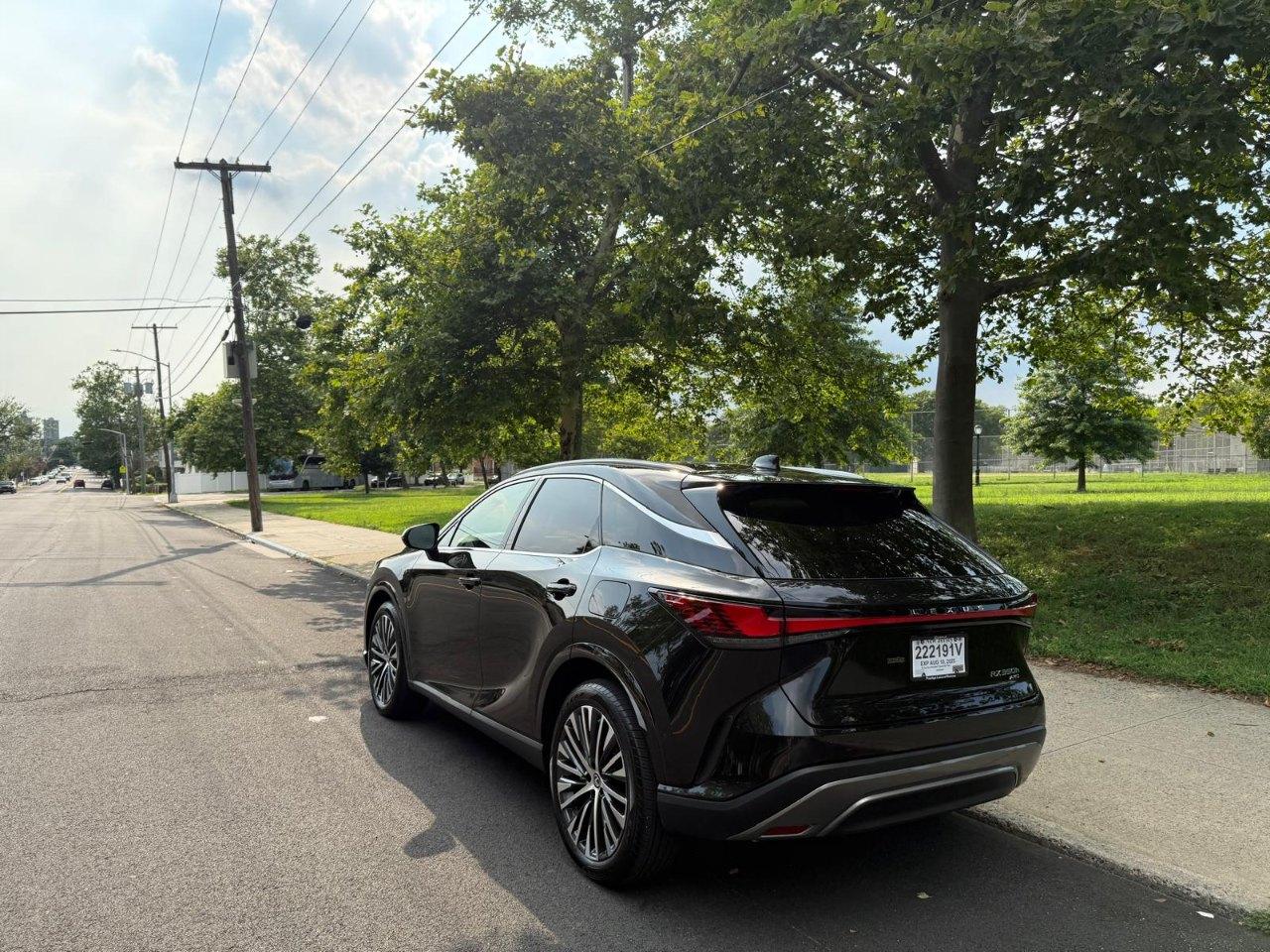 صورة 4 لـ 2025 Lexus RX 350H PREMIUM PLUS