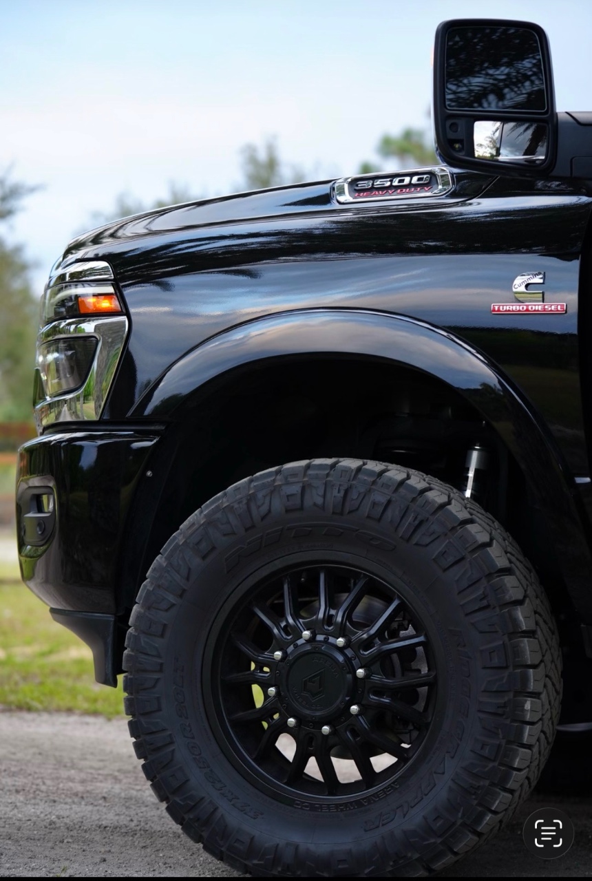 صورة 7 لـ 2025 RAM 3500 LIMITED