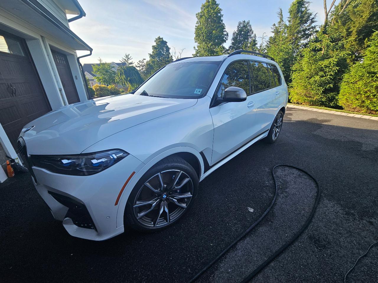 صورة 4 لـ 2022 BMW X7 M50I