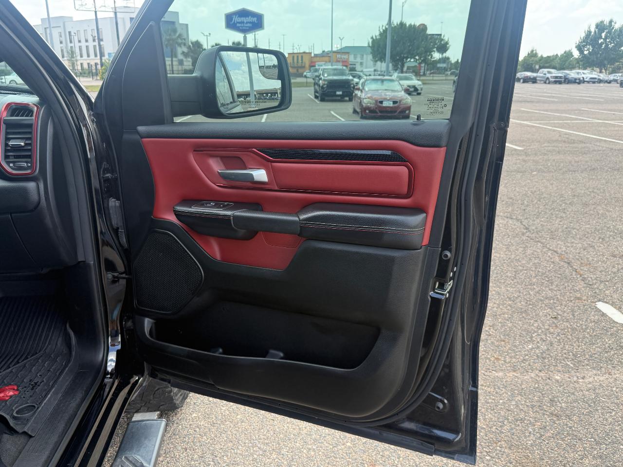 2022 RAM 1500 REBEL photo 5