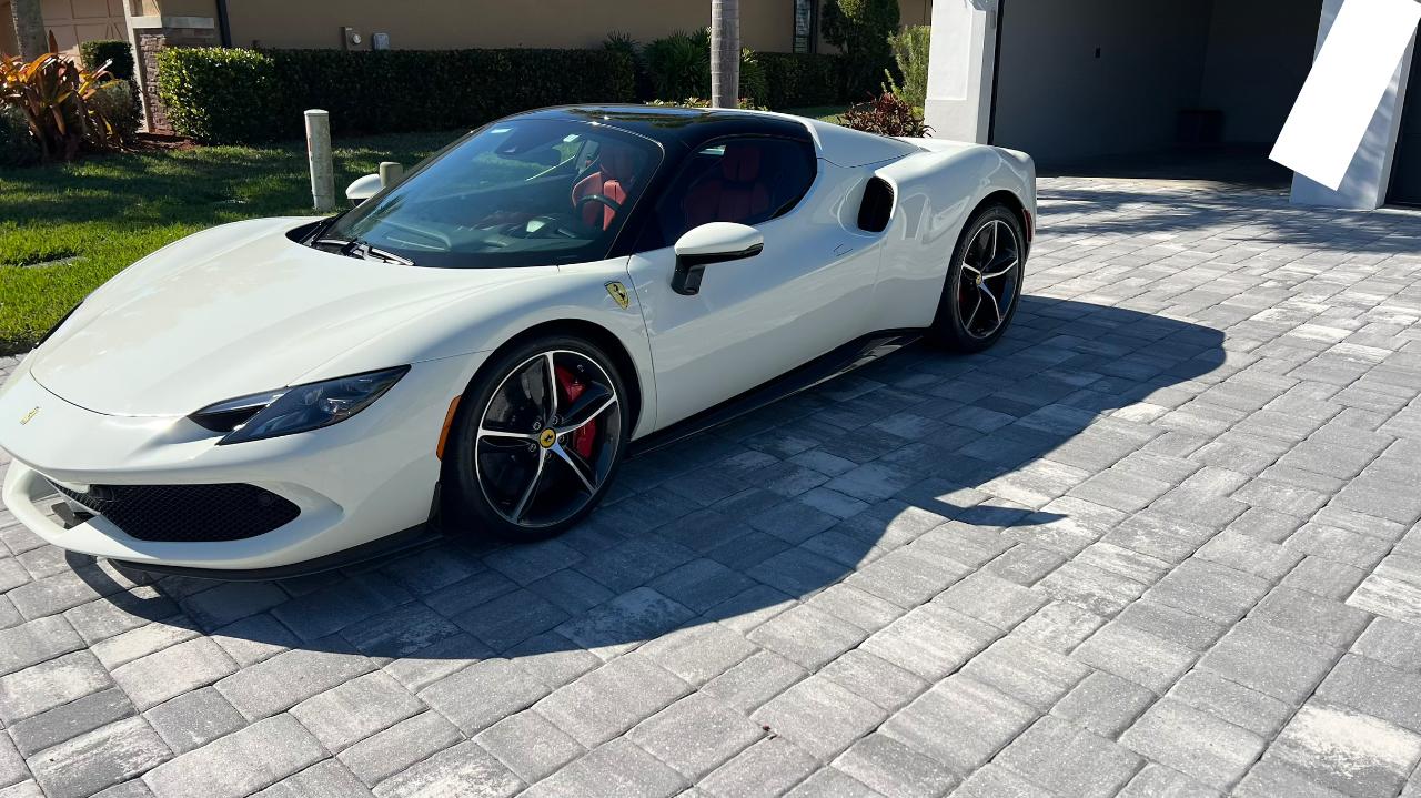 2025 Ferrari 296 GTS BASE 照片 2