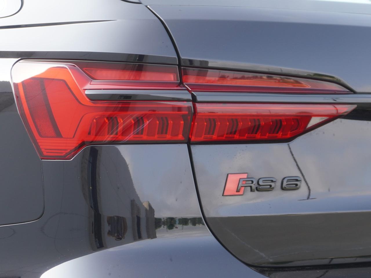 2023 AUDI RS 6 AVANT 4.0T — фото 15