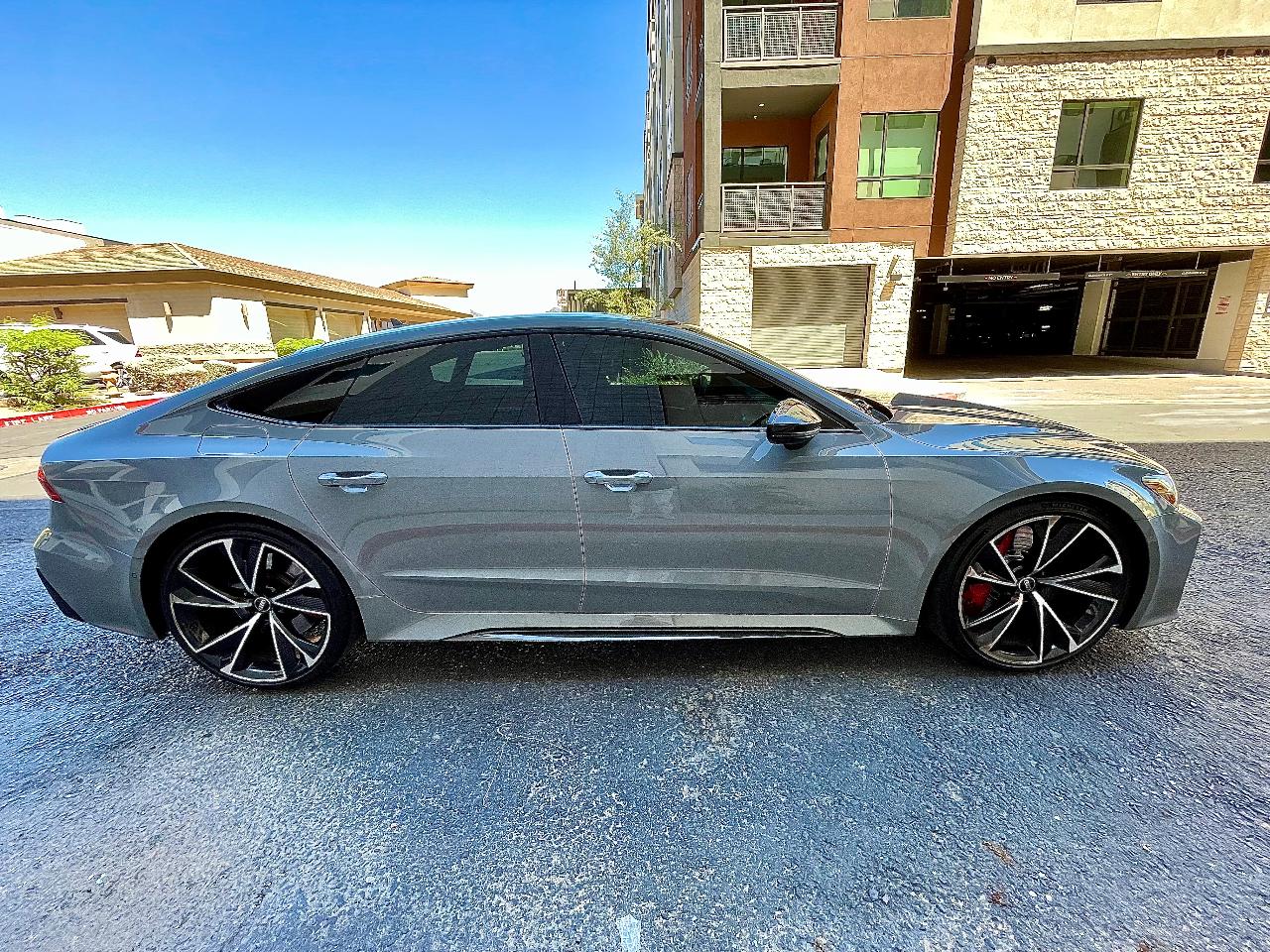 2021 AUDI RS 7 4.0T 照片 7