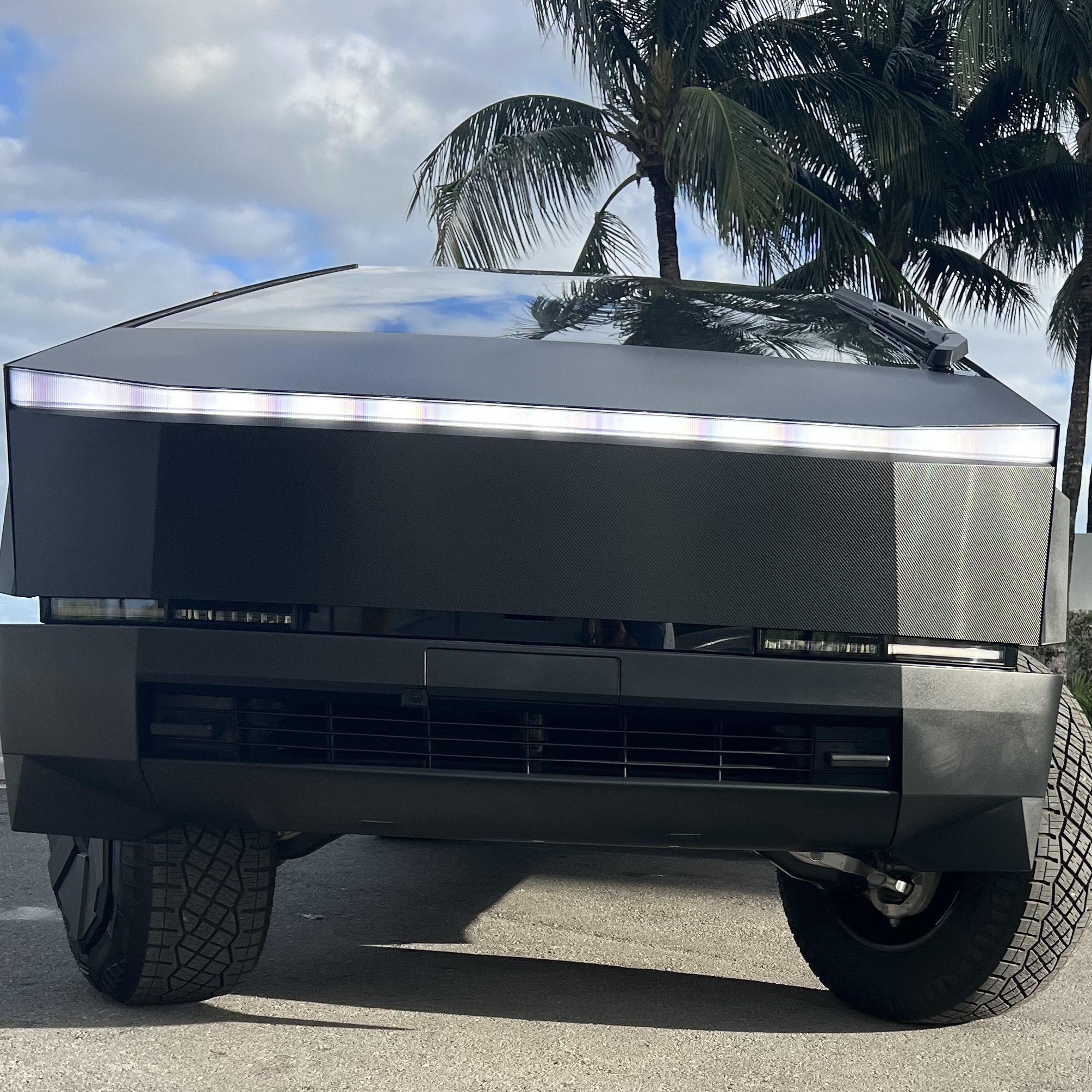 2024 Tesla CYBERTRUCK CYBERBEAST — фото 4