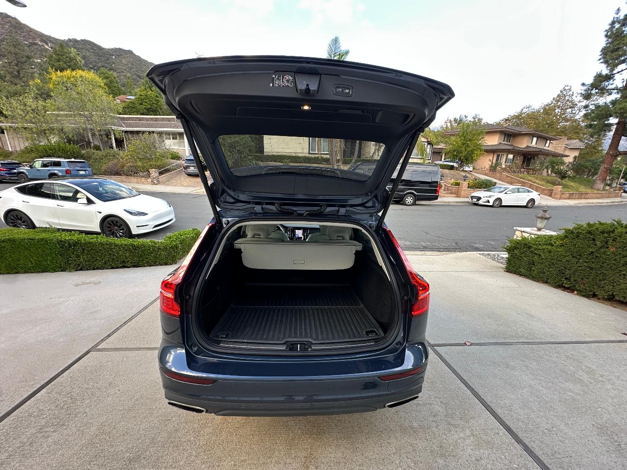 صورة 8 لـ 2021 Volvo V60 CROSS COUNTRY T5