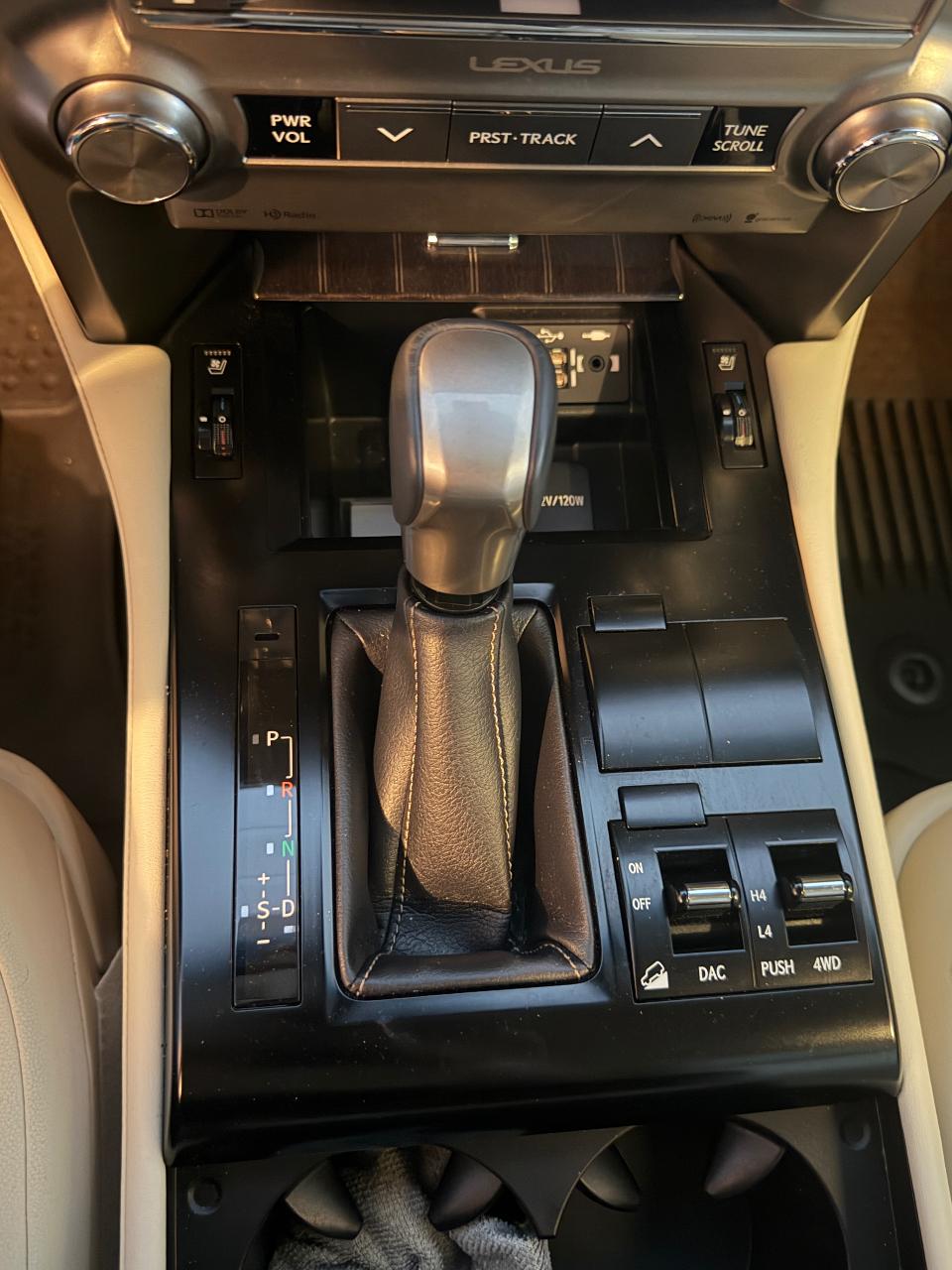 صورة 8 لـ 2021 Lexus GX 460 PREMIUM