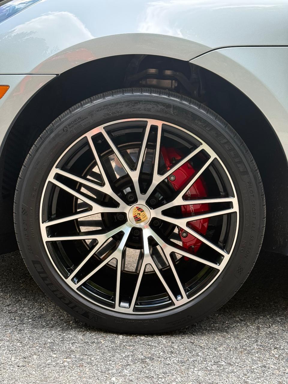 صورة مصغرة 12 لـ 2024 Porsche MACAN MACAN GTS