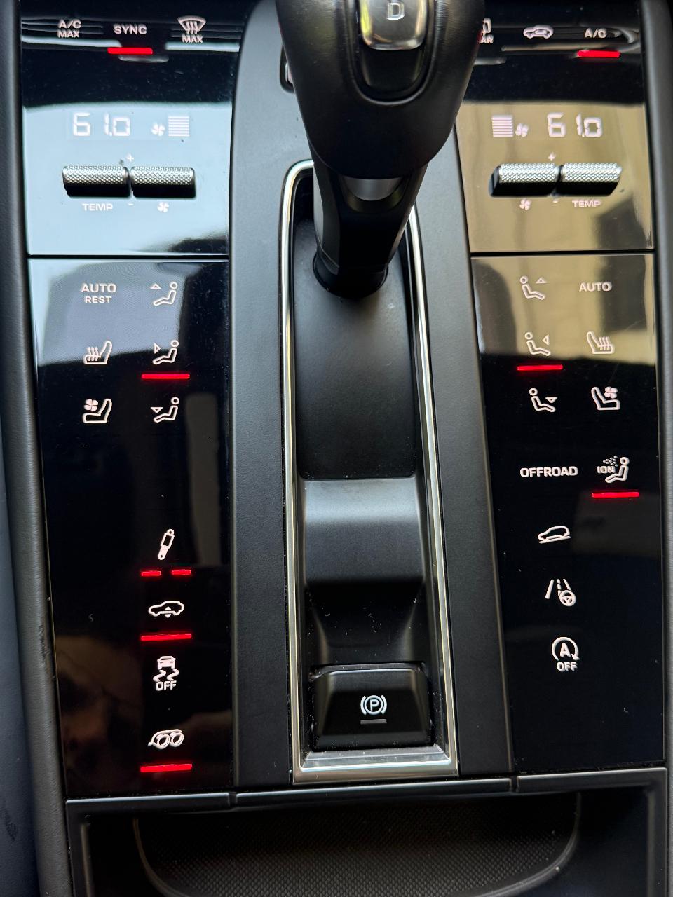 صورة مصغرة 27 لـ 2024 Porsche MACAN MACAN GTS