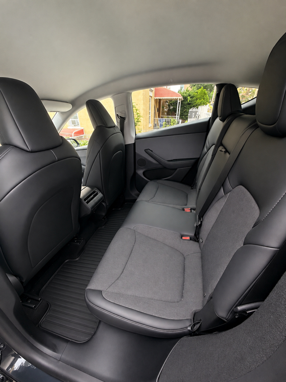 صورة 8 لـ 2026 Tesla MODEL Y RWD