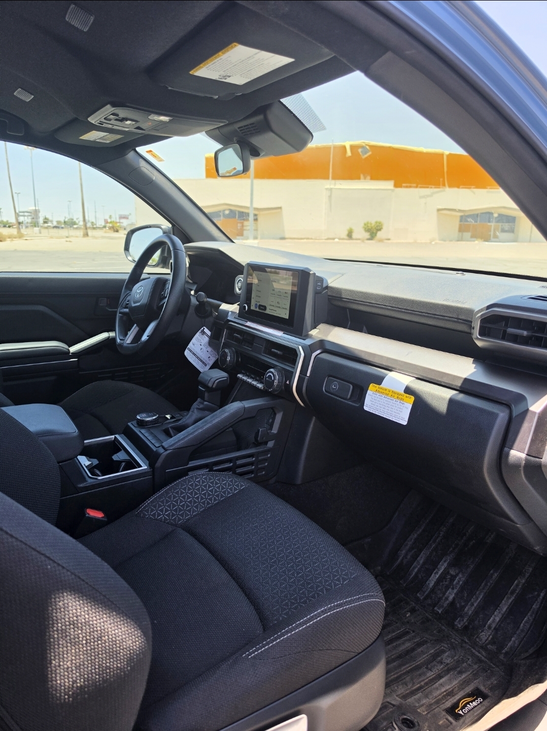 صورة 3 لـ 2025 Toyota 4RUNNER SR5