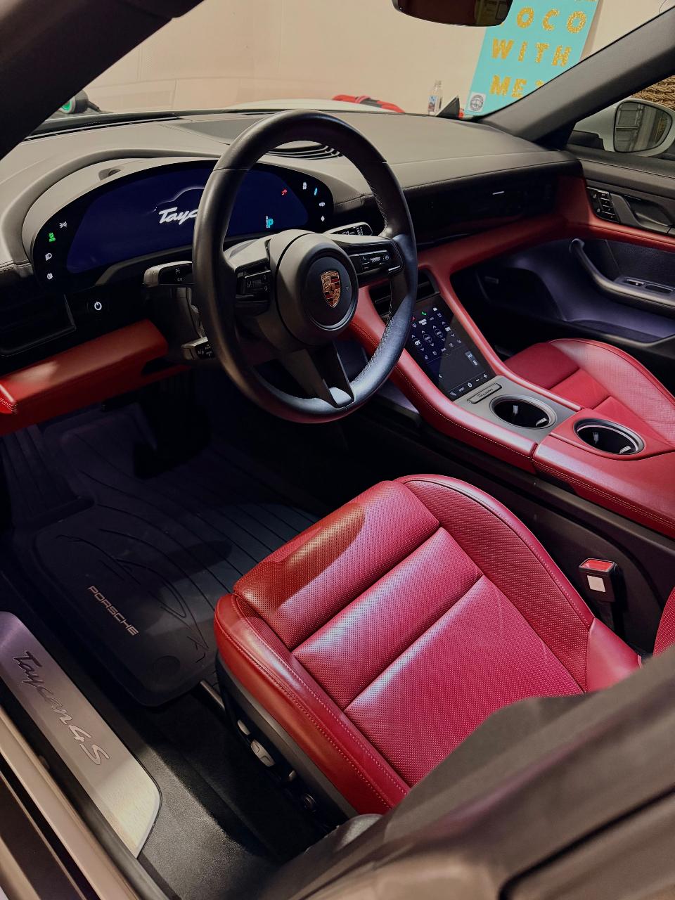 صورة 4 لـ 2020 Porsche TAYCAN TAYCAN 4S