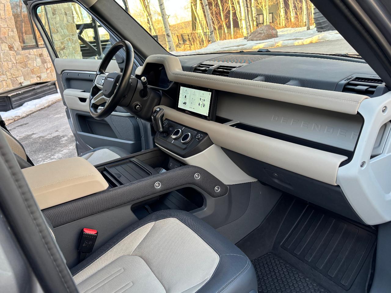 2021 LAND Rover DEFENDER X-DYNAMIC SE thumbnail 20