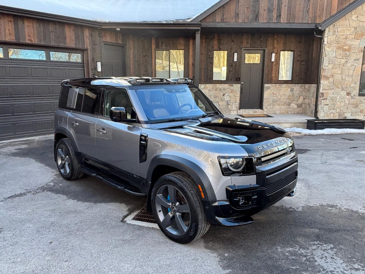 2021 LAND Rover DEFENDER X-DYNAMIC SE — фото 6