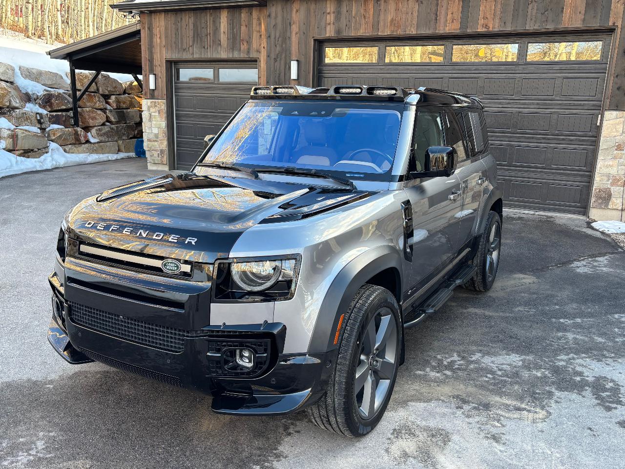 2021 LAND Rover DEFENDER X-DYNAMIC SE — фото 8