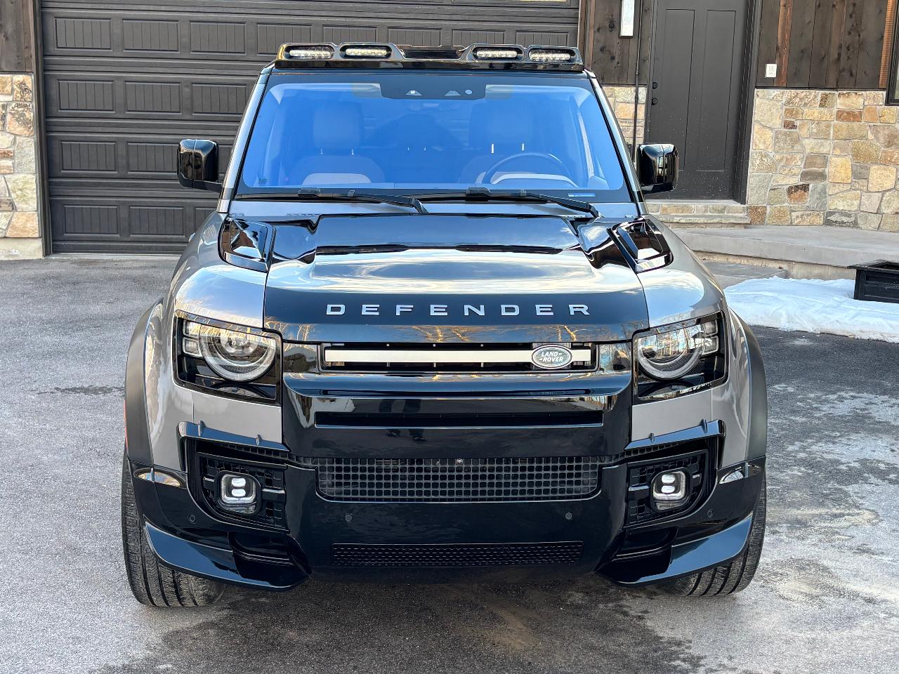 2021 LAND Rover DEFENDER X-DYNAMIC SE — фото 7