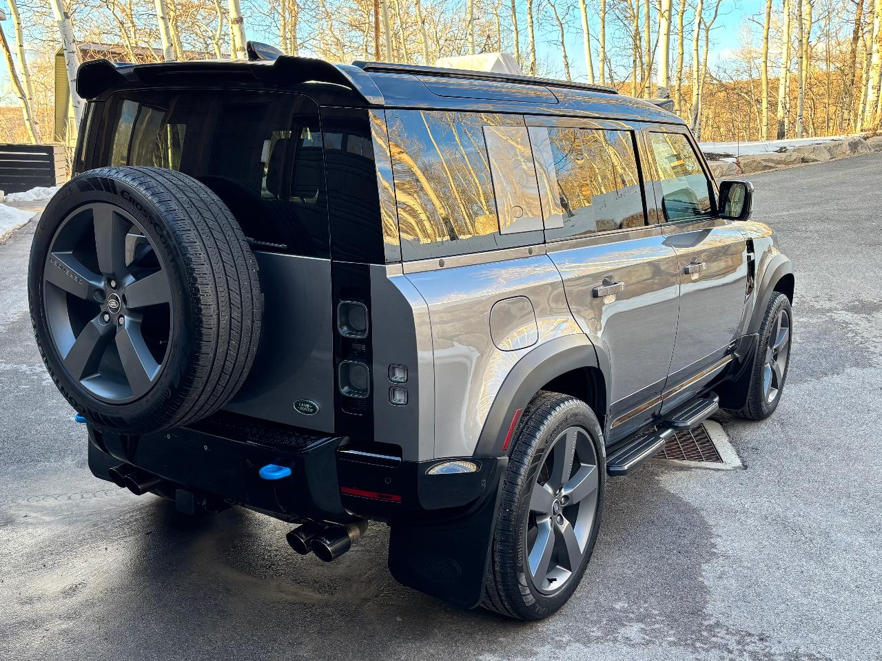 2021 LAND Rover DEFENDER X-DYNAMIC SE — фото 4