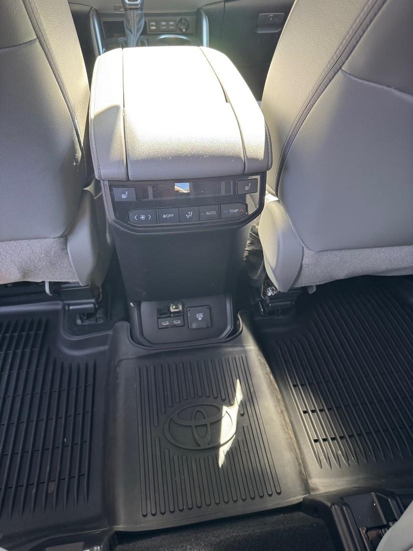 2022 Toyota HIGHLANDER PLATINUM 缩略图 14