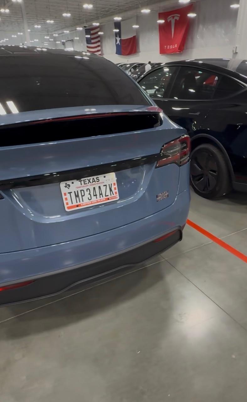 صورة 6 لـ 2026 Tesla MODEL X PLAID