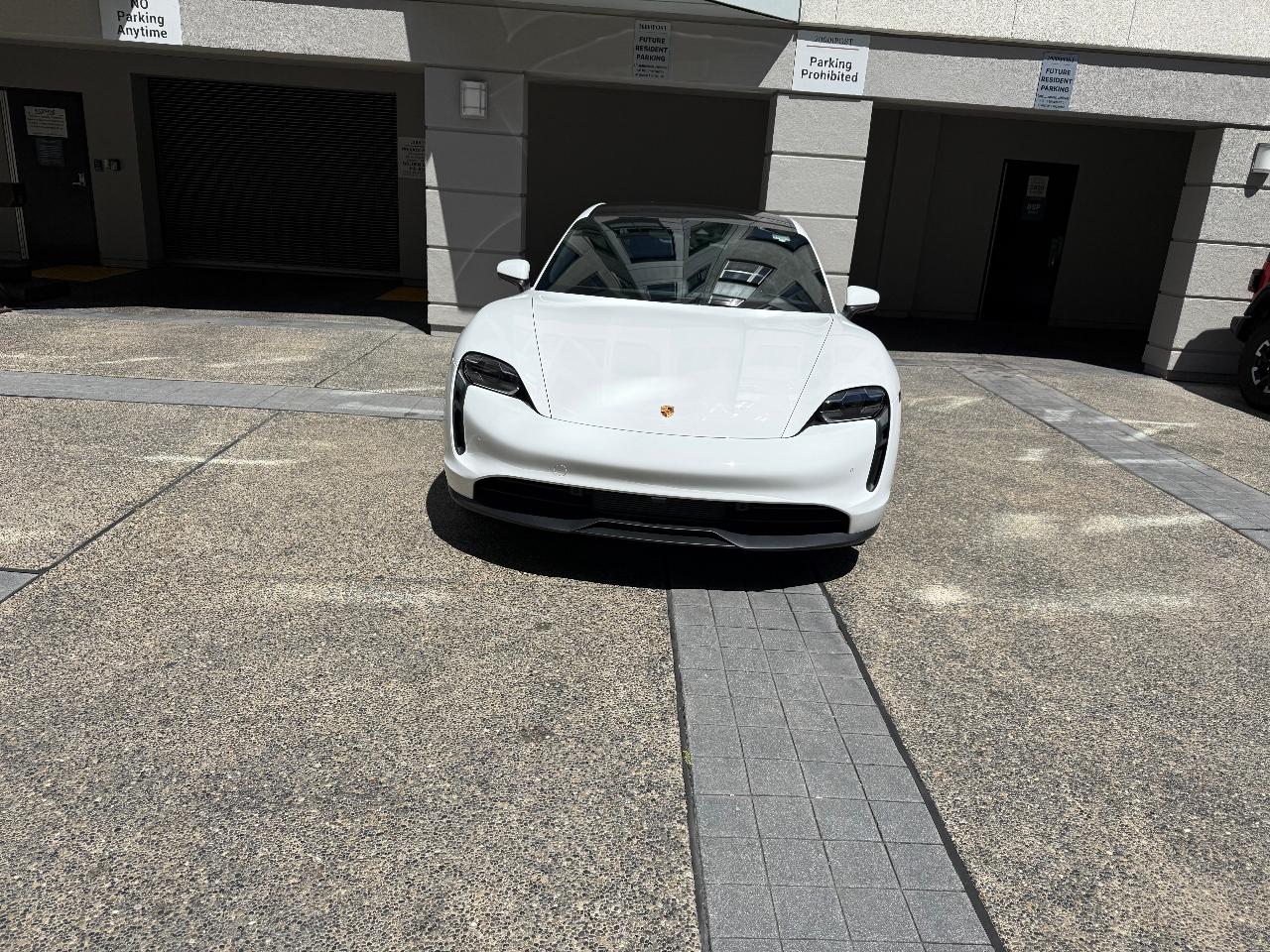 صورة مصغرة 20 لـ 2021 Porsche TAYCAN TAYCAN 4S
