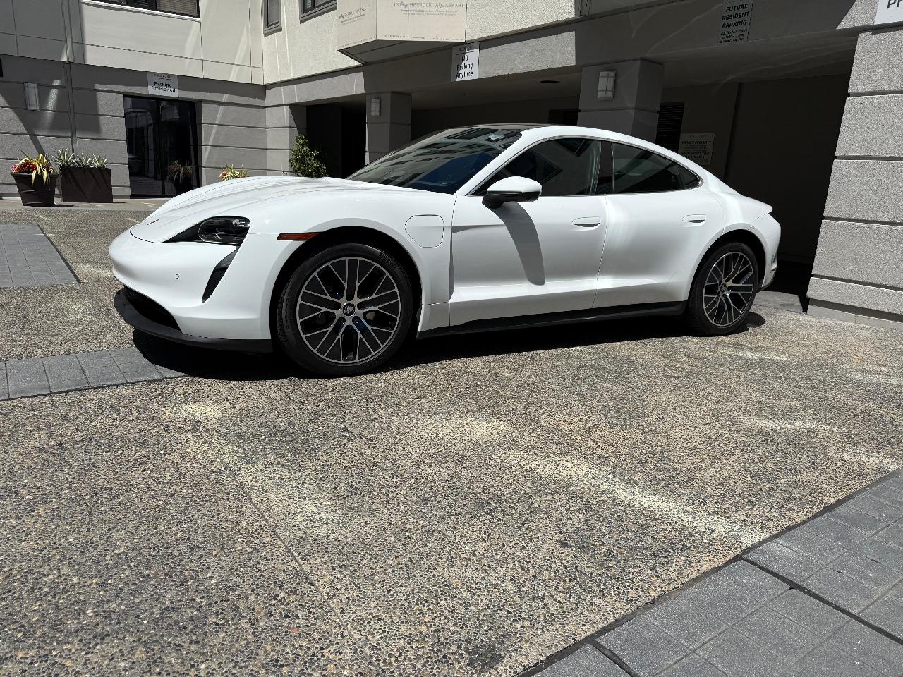 صورة مصغرة 23 لـ 2021 Porsche TAYCAN TAYCAN 4S