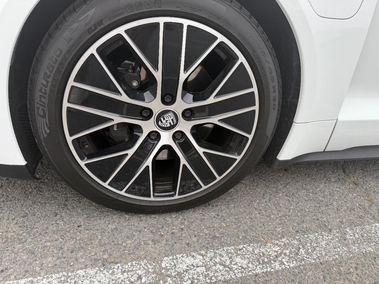 صورة مصغرة 8 لـ 2021 Porsche TAYCAN TAYCAN 4S
