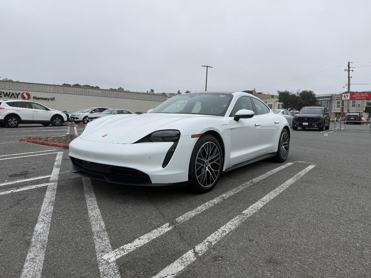 صورة مصغرة 12 لـ 2021 Porsche TAYCAN TAYCAN 4S