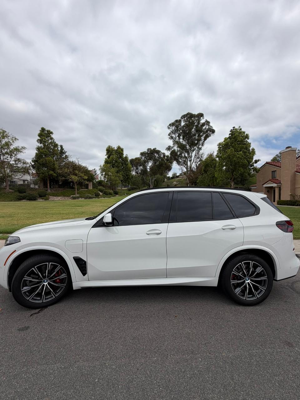 صورة 4 لـ 2024 BMW X5 PHEV XDRIVE50E