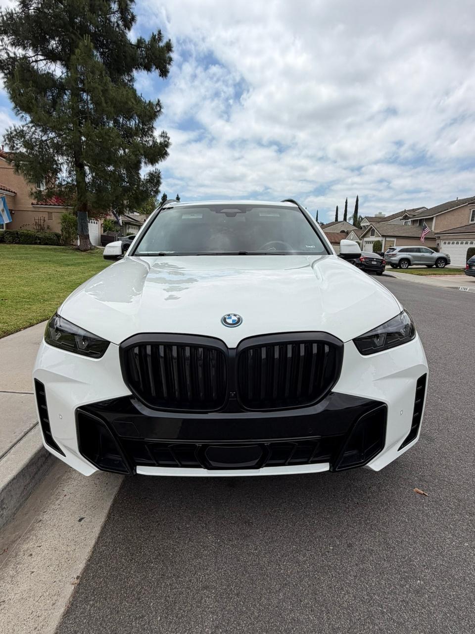 صورة 8 لـ 2024 BMW X5 PHEV XDRIVE50E