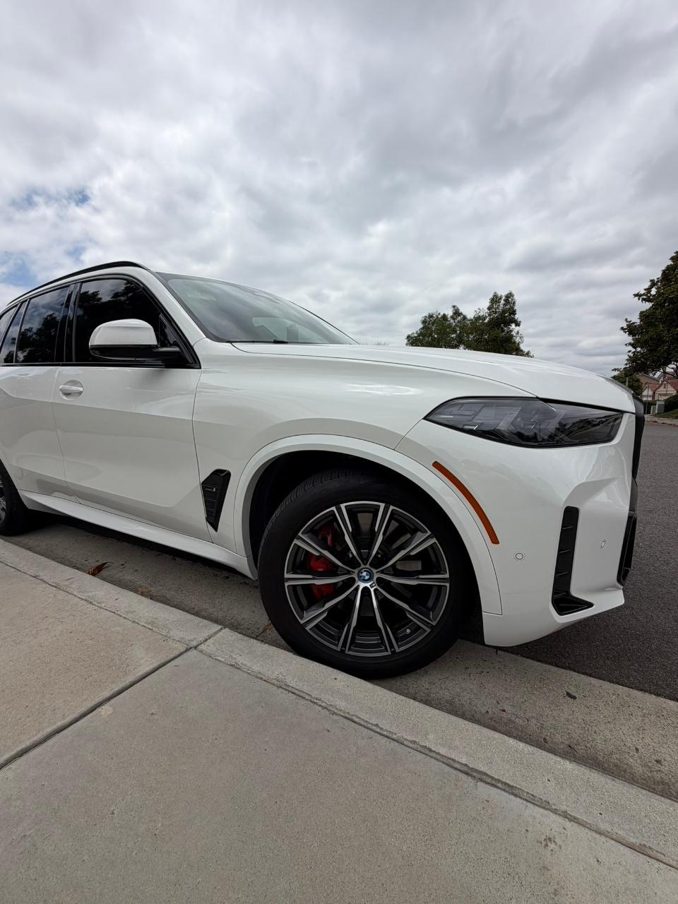 صورة 3 لـ 2024 BMW X5 PHEV XDRIVE50E