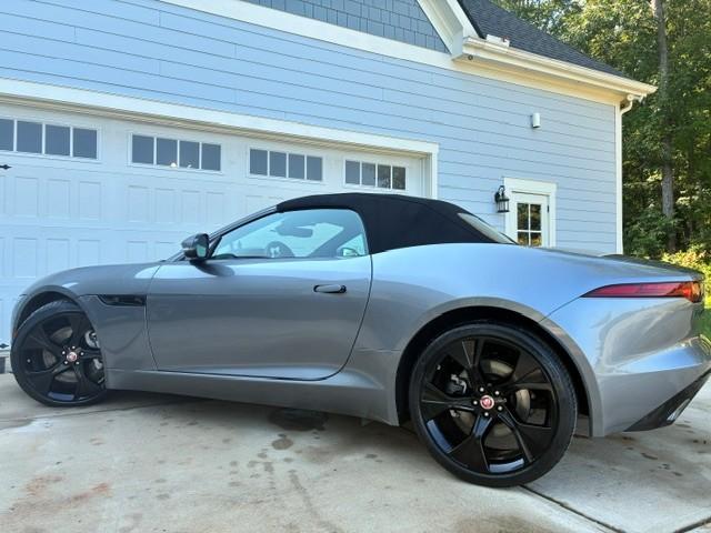 صورة 1 لـ 2021 Jaguar F-TYPE P300