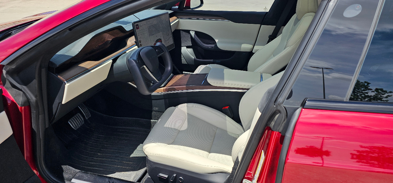 TESLA MODEL S BASE - 7