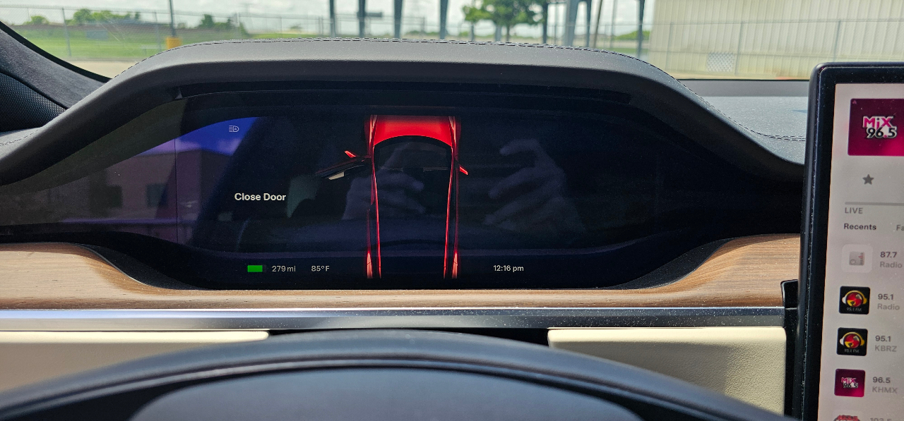 صورة مصغرة 12 لـ 2023 Tesla MODEL S BASE