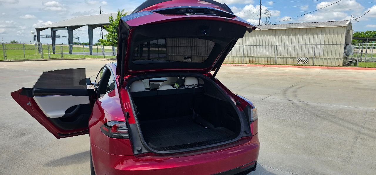 TESLA MODEL S BASE - 10