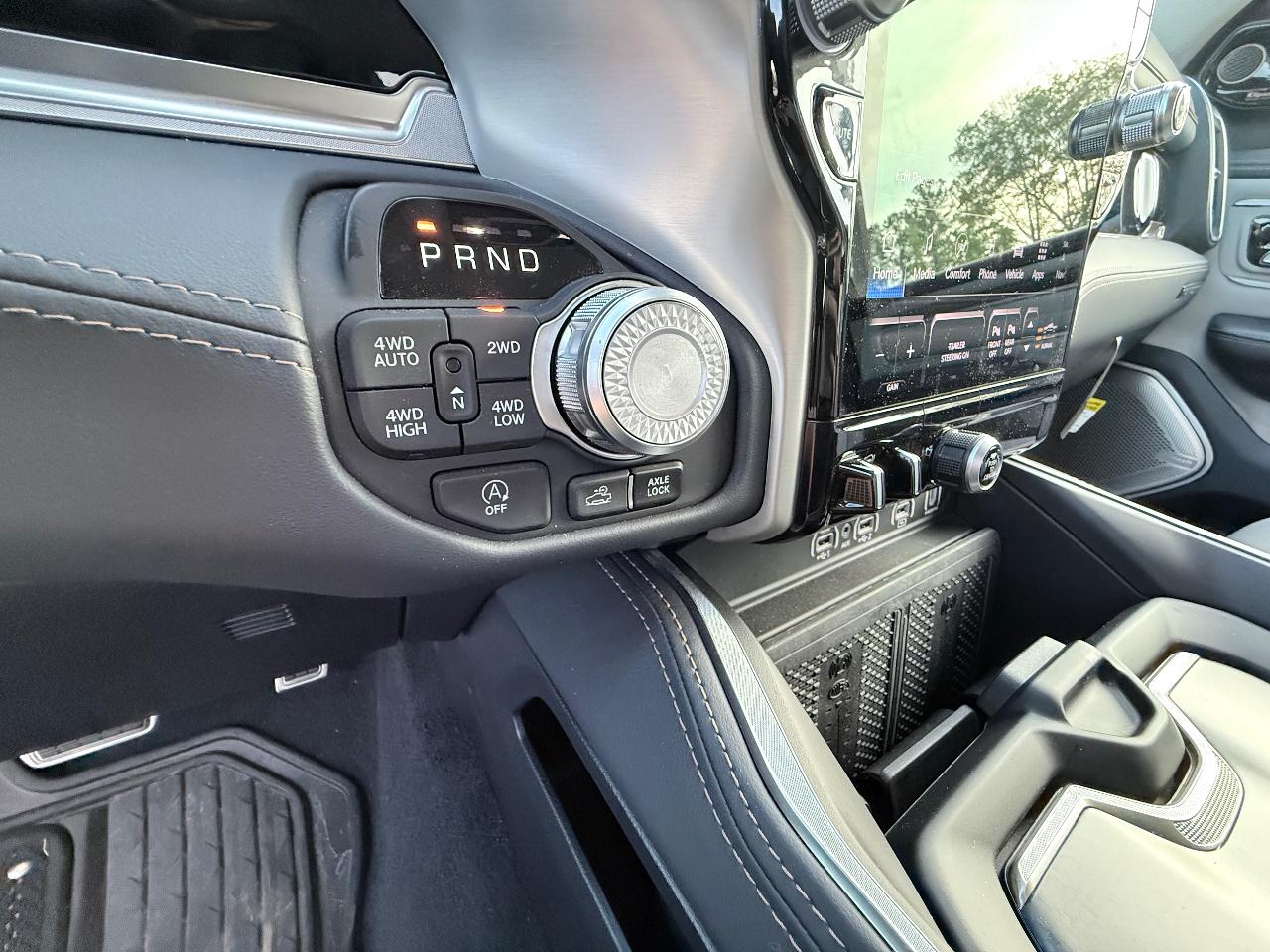 2025 RAM 1500 TUNGSTEN — миниатюра 23