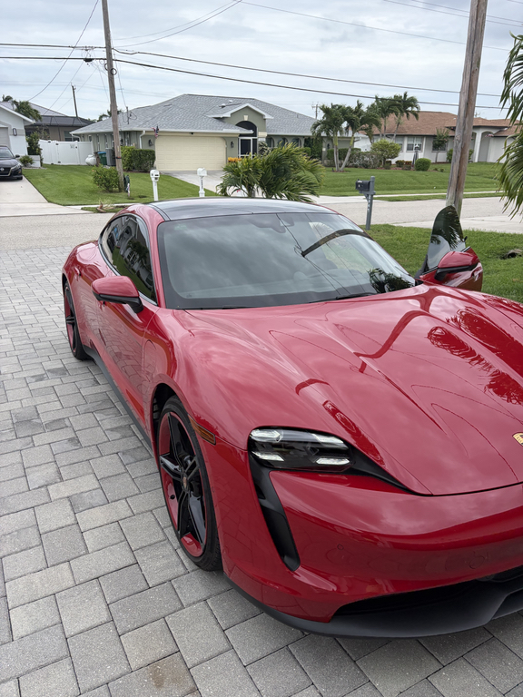 صورة مصغرة 2 لـ 2020 Porsche TAYCAN TAYCAN 4S