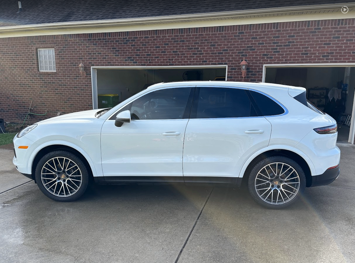 PORSCHE CAYENNE - 4