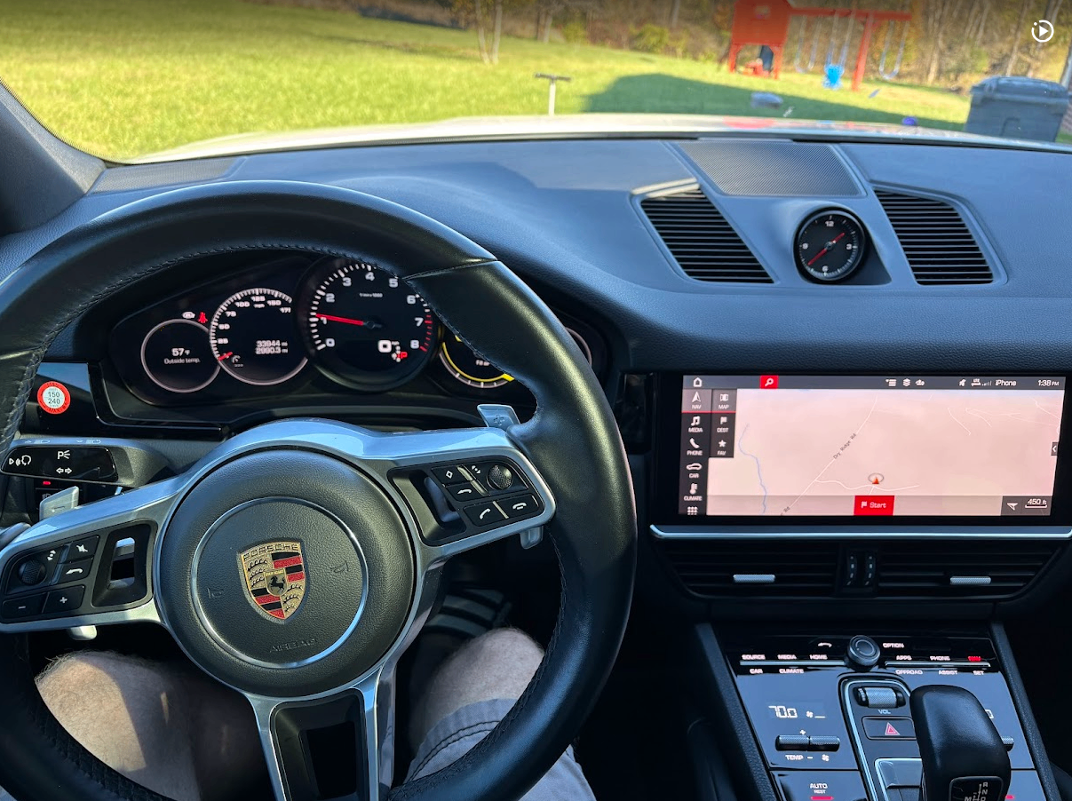 PORSCHE CAYENNE - 9