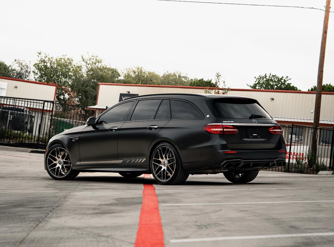 صورة 2 لـ 2023 Mercedes-BENZ AMG E 63 S 4MATIC